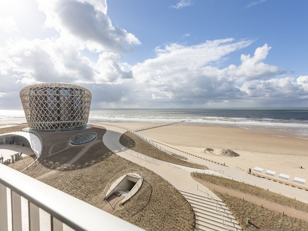 Amazing Apartment With Sea-views