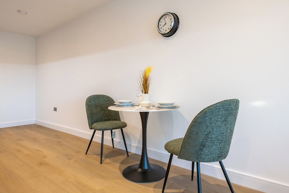Axis Apartment
