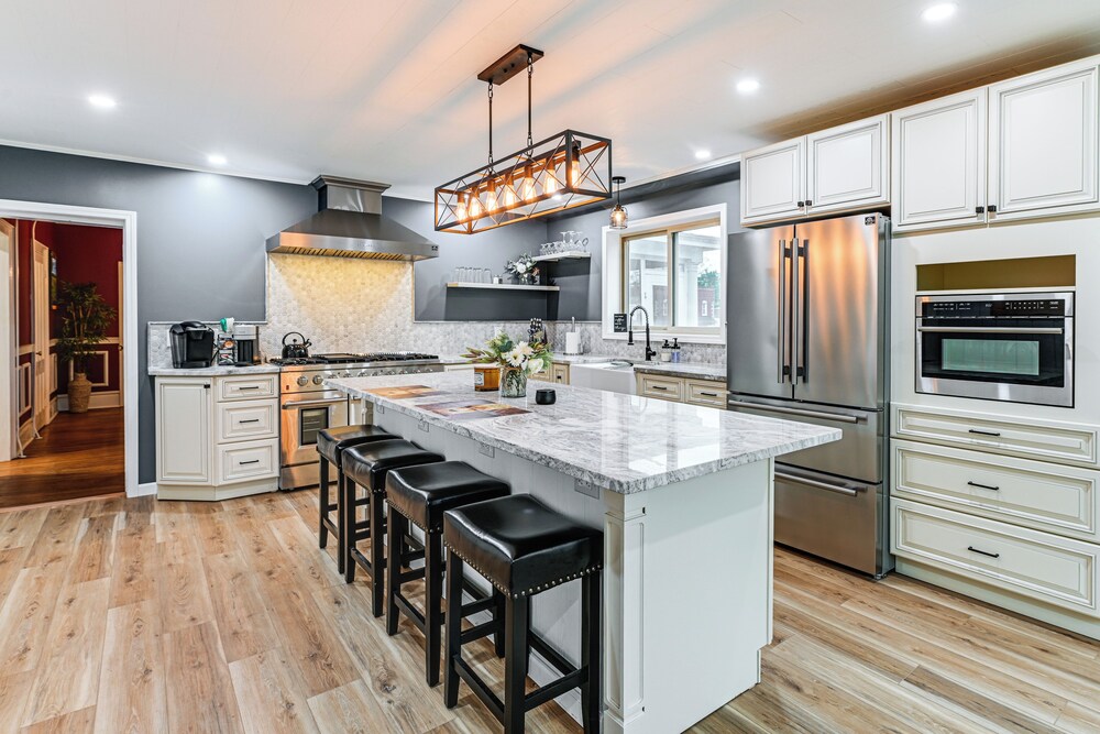 Near Lake & Wineries: Spacious Union Springs Home!