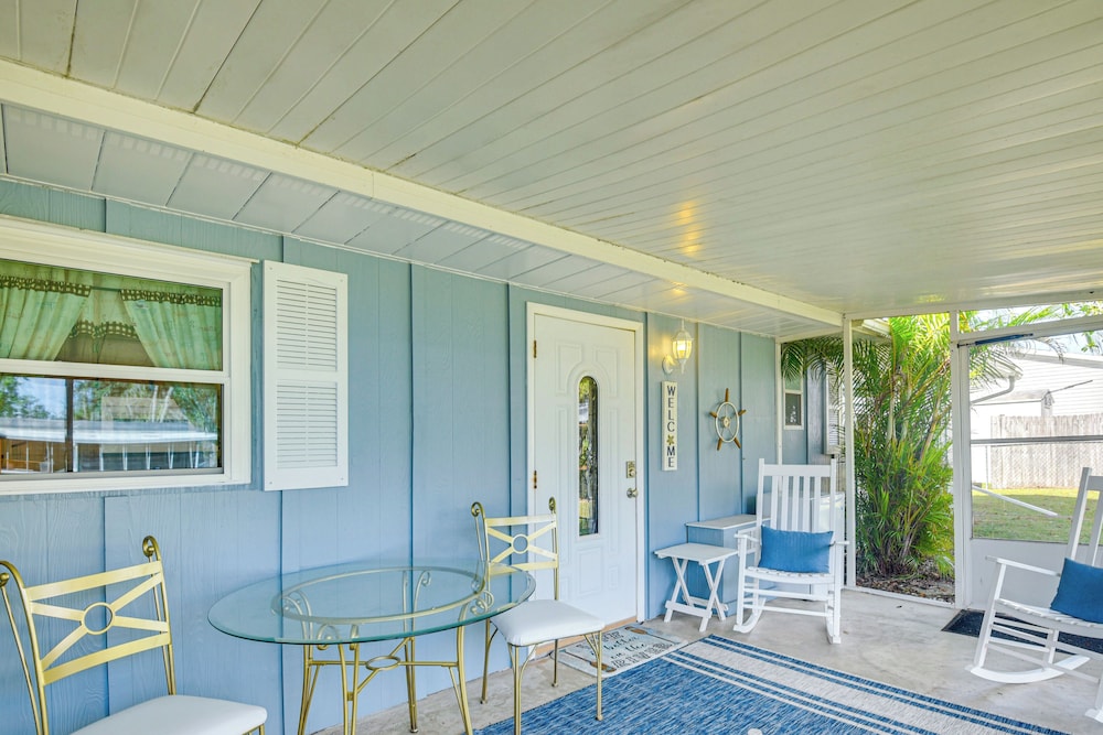 Riverside Retreat w/ Boat Dock in Sunny Astor!