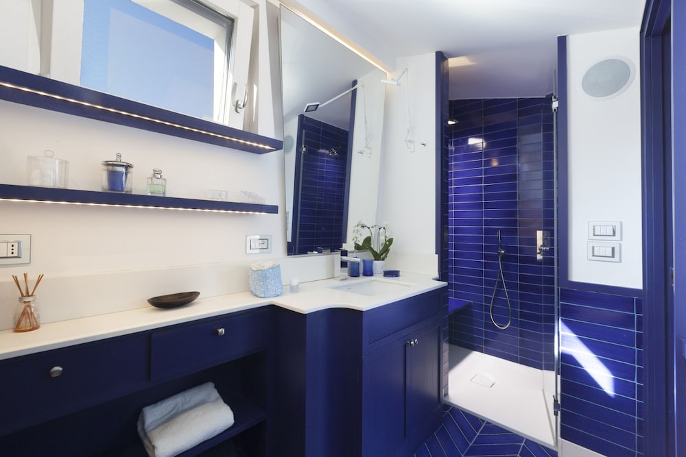 Villa Blue Skyline