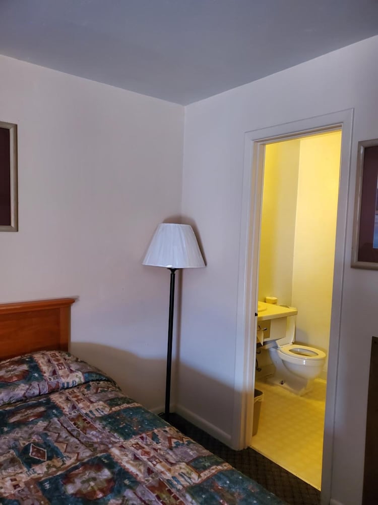 Grants Vacations - Sands Motel - Property Image 23