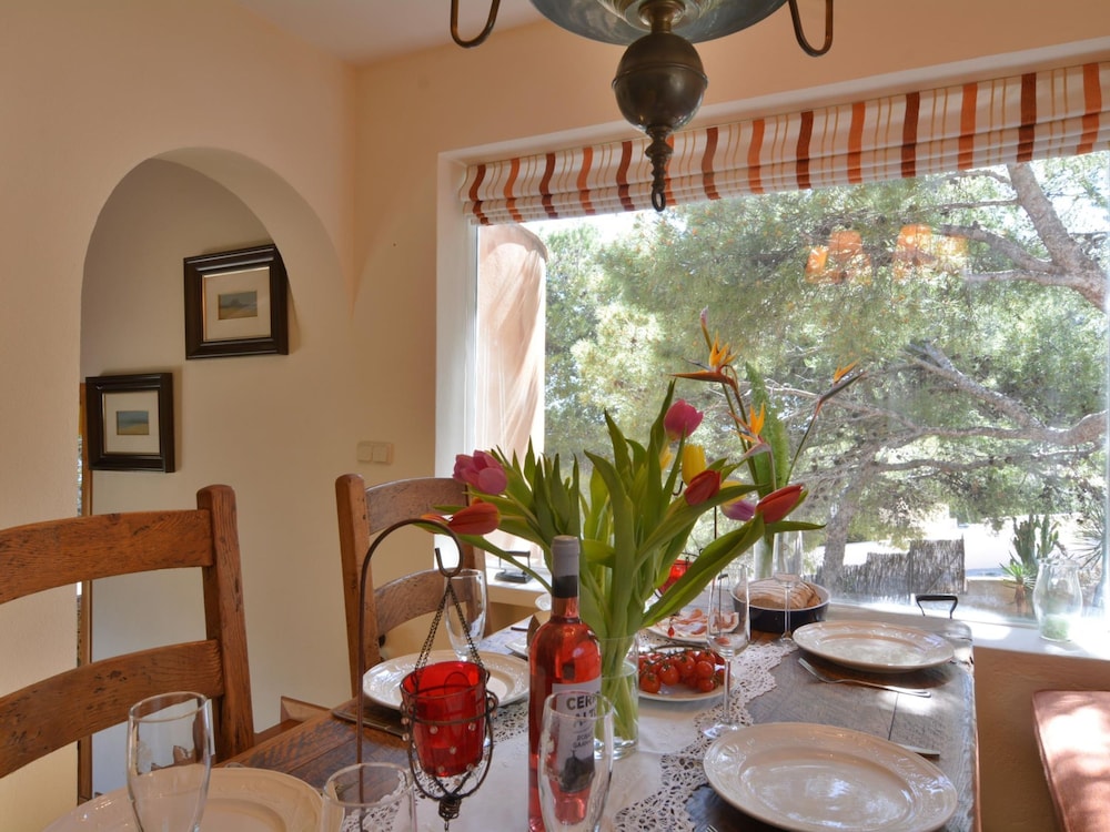 Villa With Incredible sea Views and Pool Sleeps 7