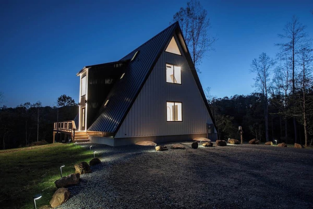 Afton Peak in Faber With 5 Bedrooms and 3 5 Bathrooms