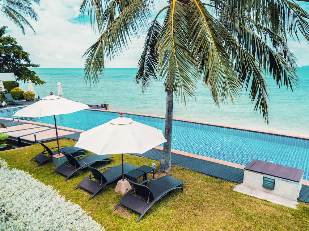 Lotus Samui