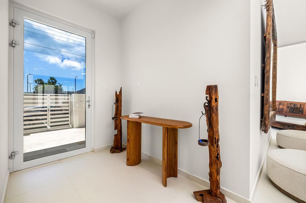 4 4 5 Rooftoppoolpingponggazebonear Ritz Beach