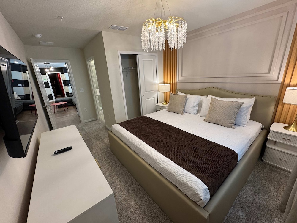 Magical 5BR w Pool Minutes From Disney 16161