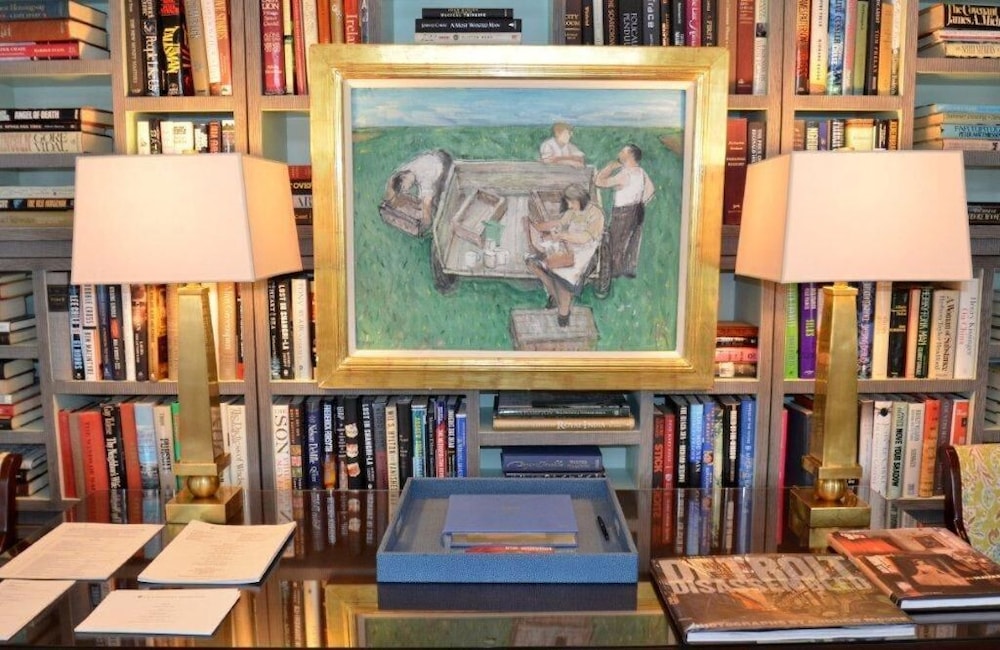The Quogue Club at Hallock House
