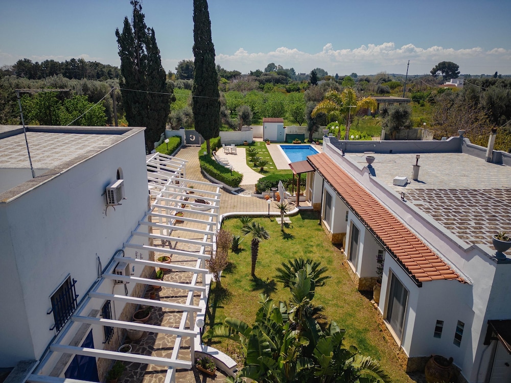 3367 Villa Parco Grande by Perle di Puglia view 4
