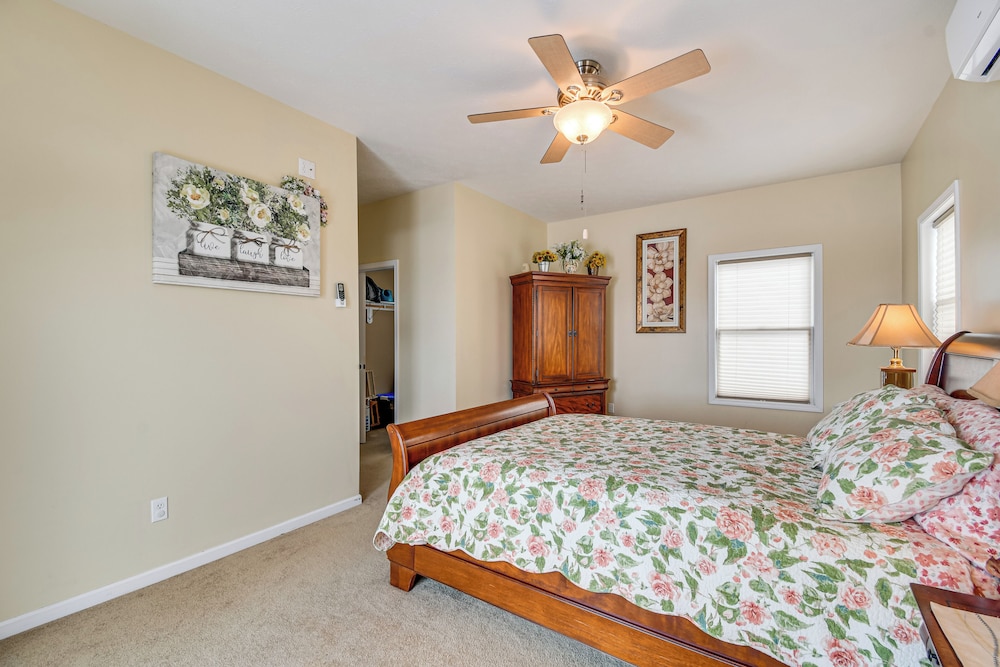 The Gathering Place: Rushville Home w/ Hot Tub