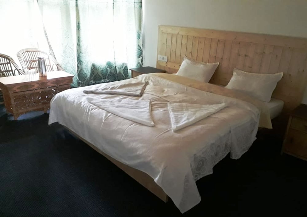 TIH Kailash Mansarovar Home Stay & Guest HS