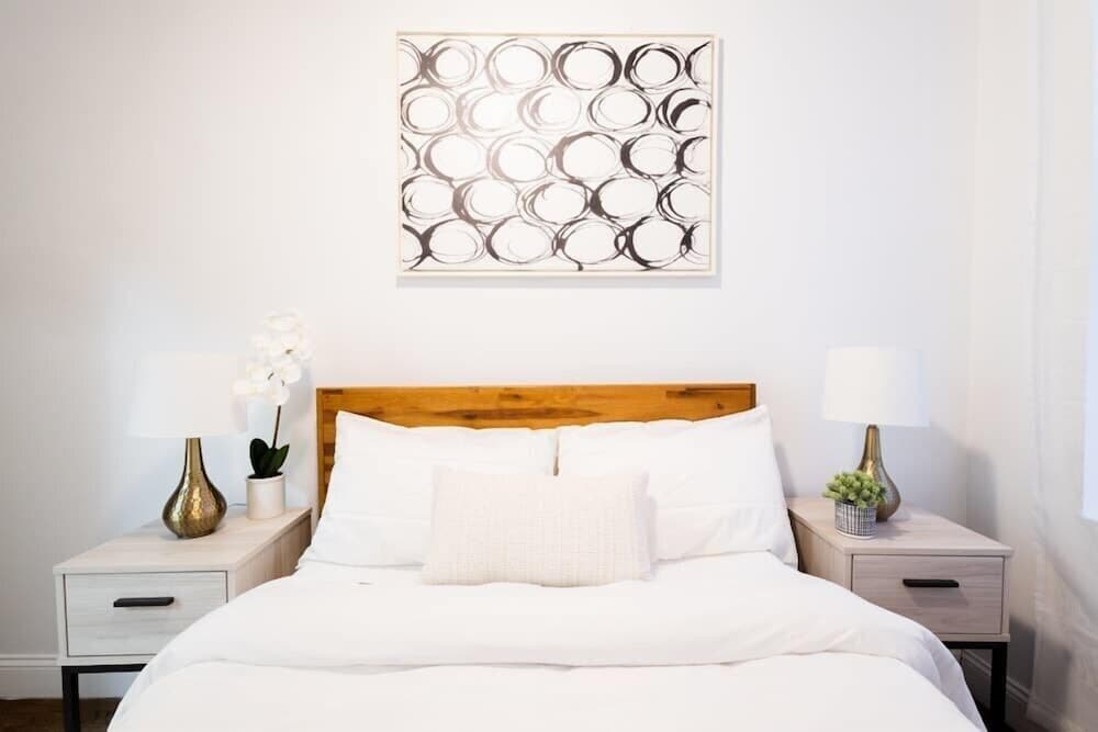 1435 UES Apartment