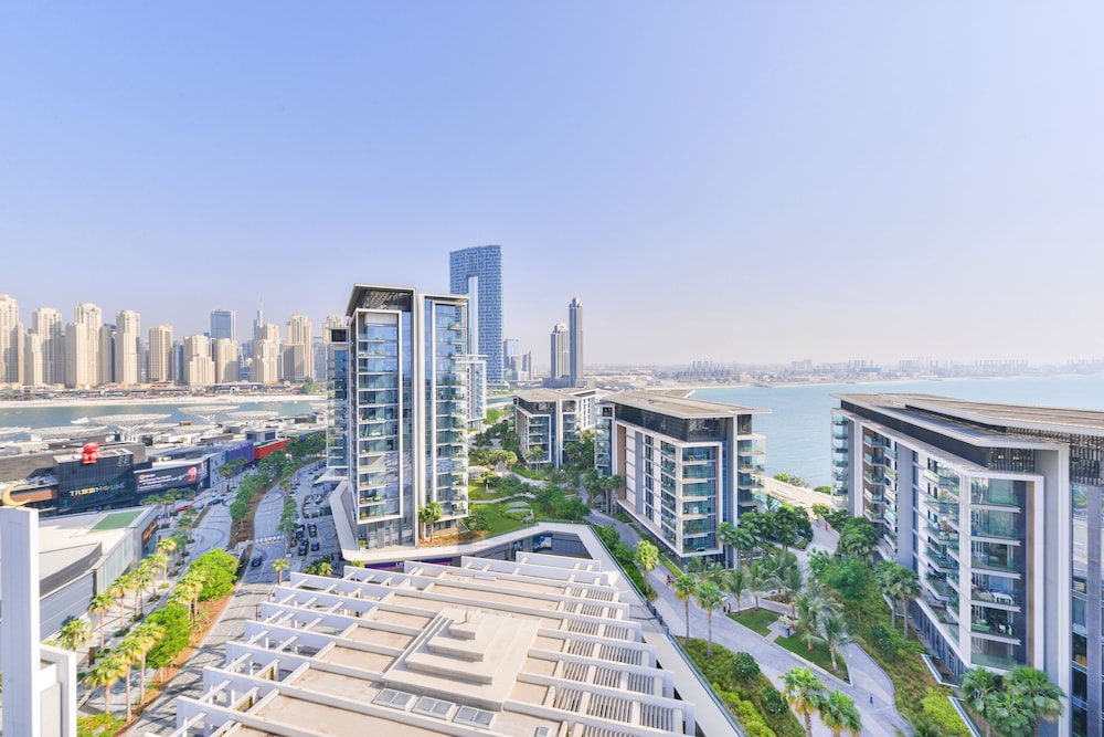 Luxe 3BR with maids room in Bluewaters