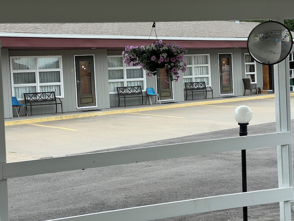 Welch Motel