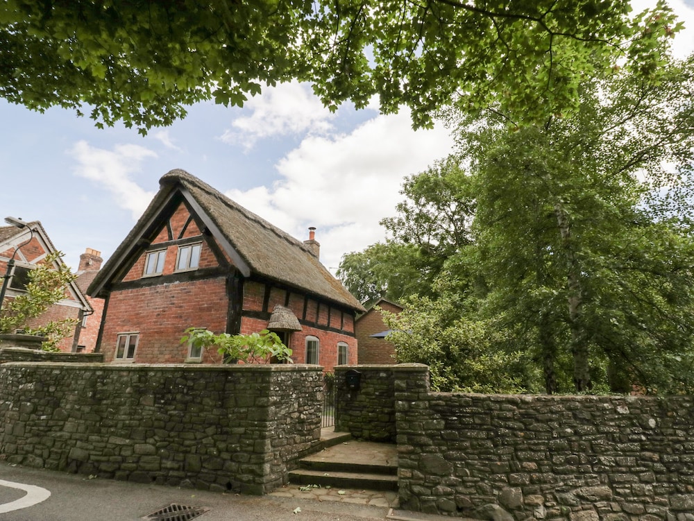 Manor Cottage