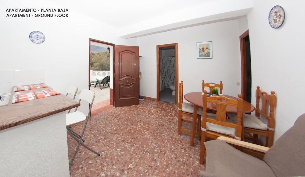 Casas Rurales Santos