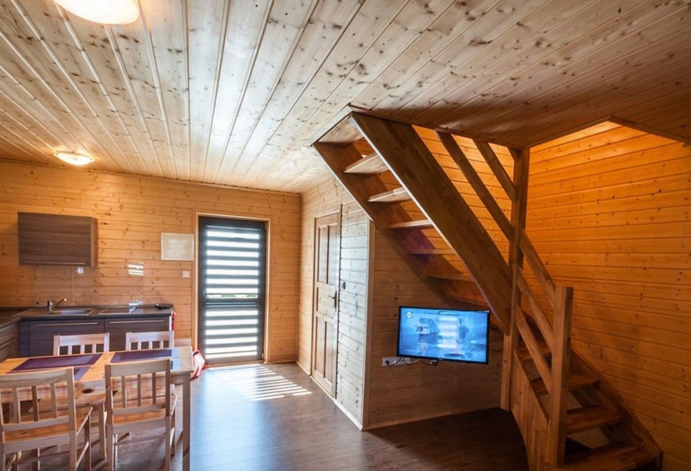 Two-storey Holiday Cottages, Plesna