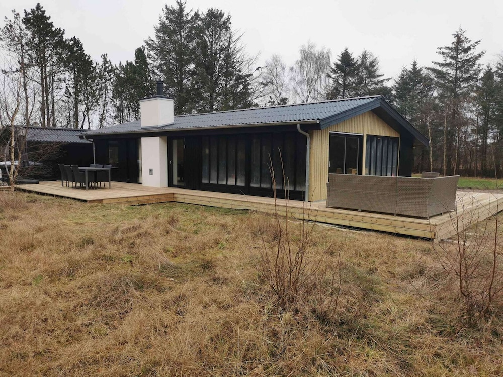 5 Star Holiday Home in Jerup