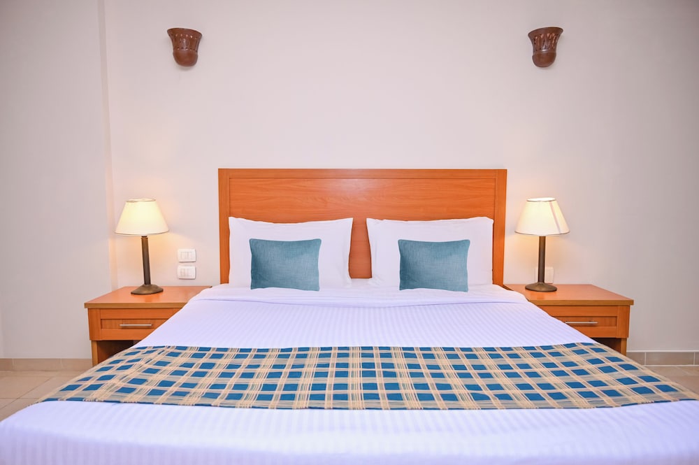 Le Jardin Aqua Park Resort