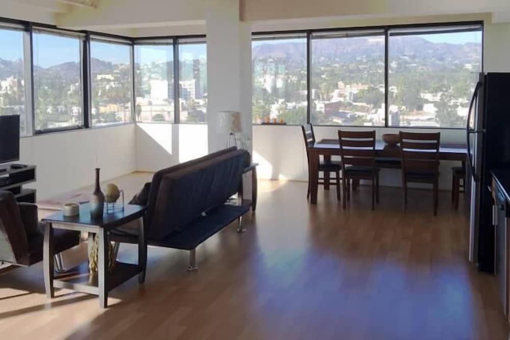 Hollywood 0 Bedroom Studio By Senstay — Los Angeles photo 3