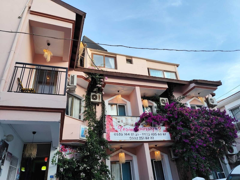 Yeşim Pansiyon
