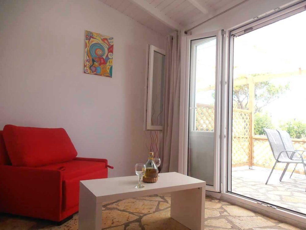 Elli Beach Apartments and Studios