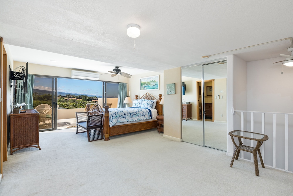 Kona Alii Penthouse 710 2 Bedroom Condo