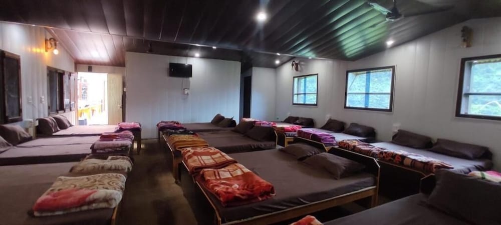 Hotel Vivek Guptkashi