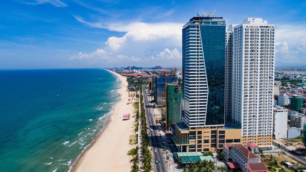 Sea View Muong Thanh Apartment view 5