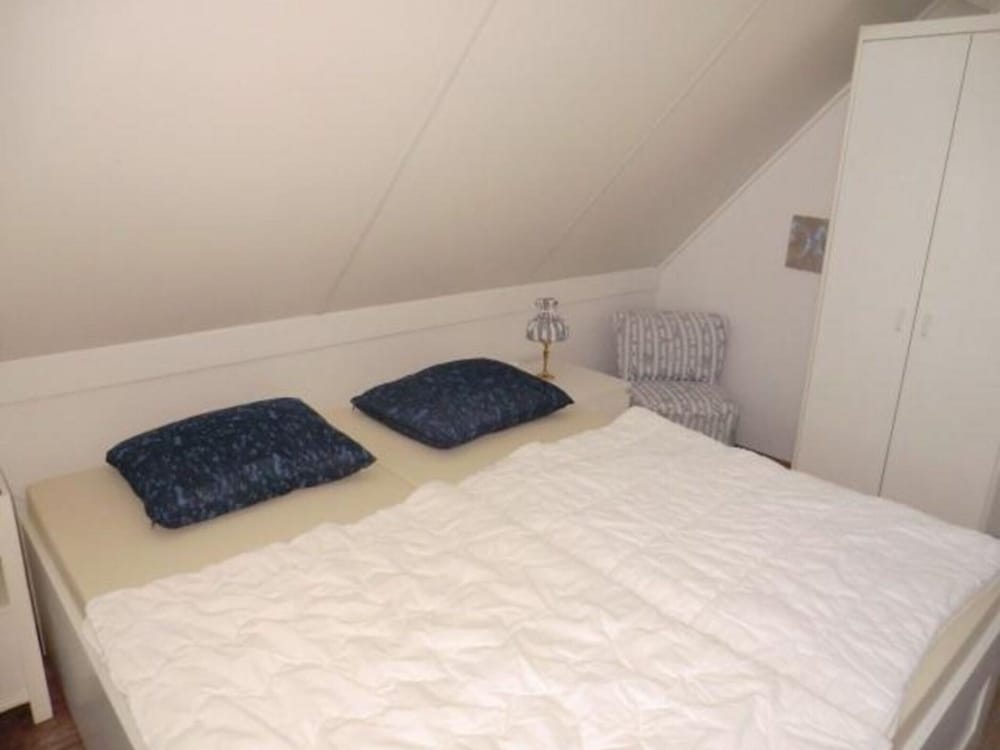 Bungalow in Breskens Near the Beach view 2