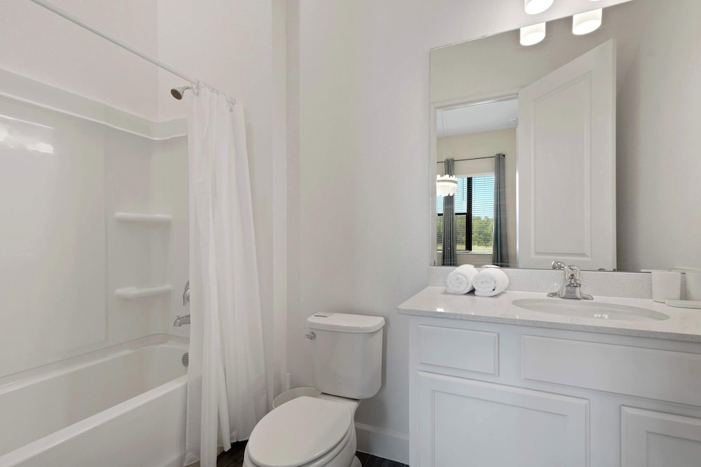 Magical 15-bedroom Villa Game Room, Theater & More!
