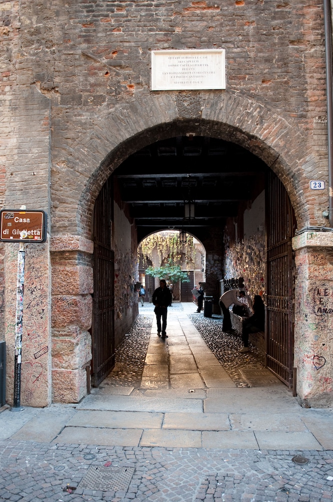 La Corte di Giulietta Exclusive Suites
