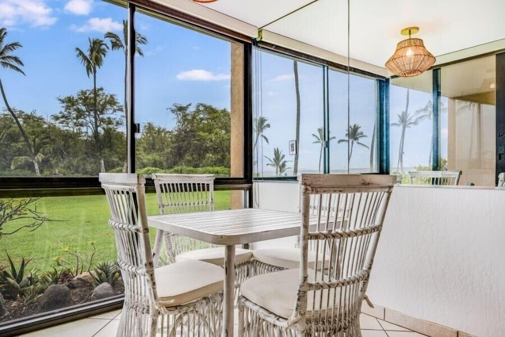 Kihei Surfside, #113 1 Bedroom Condo by RedAwning