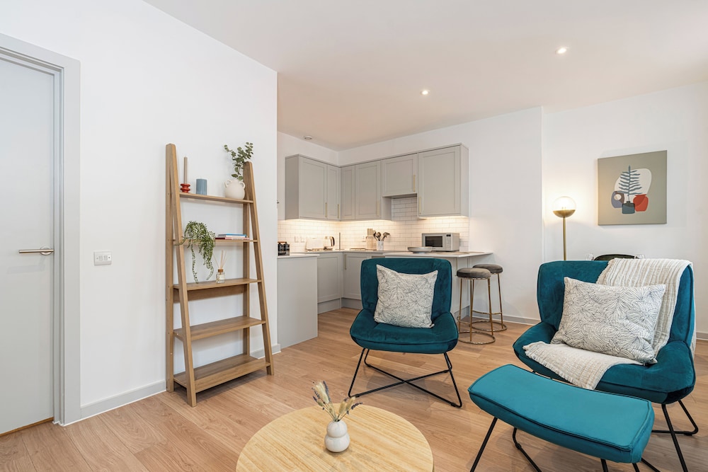 JOIVY Stylish 1 bed flats in Soho