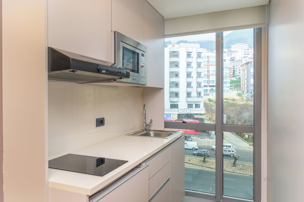 Jounieh Living - Residences by Local Host