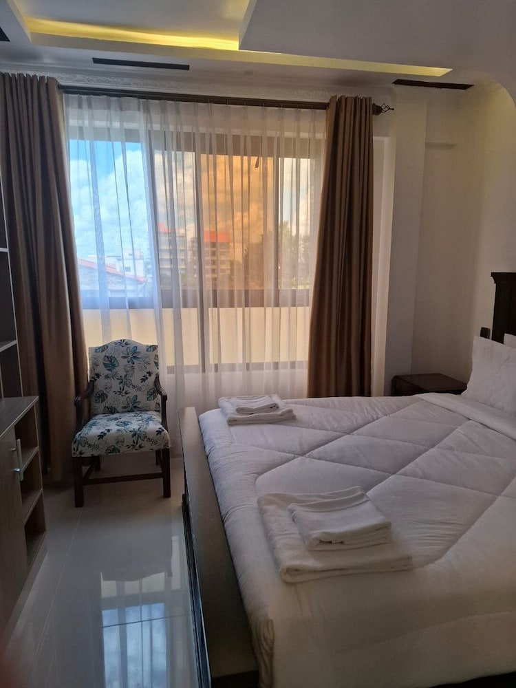 Sailors Hotel view 2