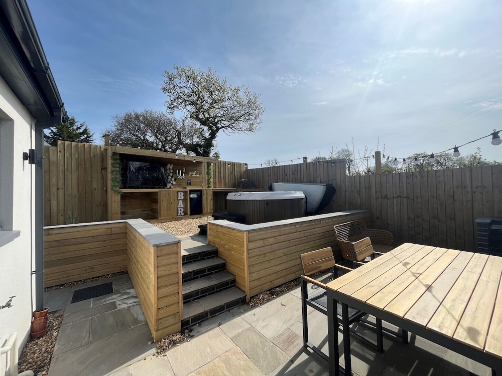 outdoor bbq area