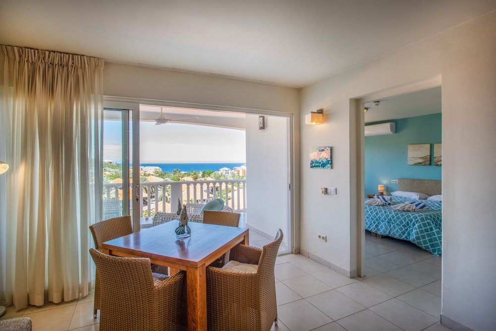 Blue Bay Apartments