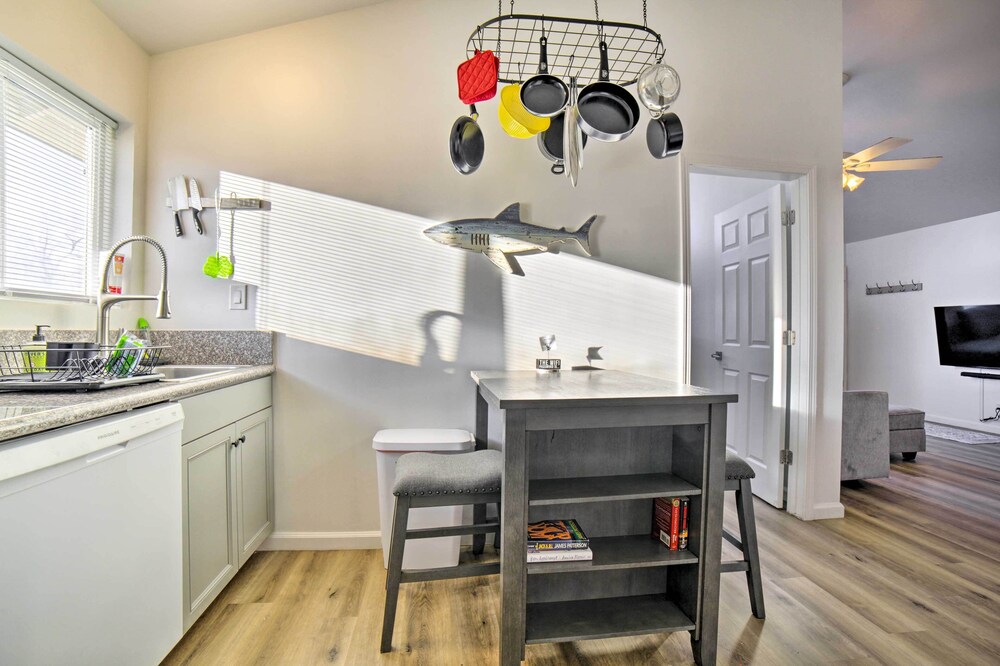 Reno Vacation Rental: 1 Mi to Casinos! view 3