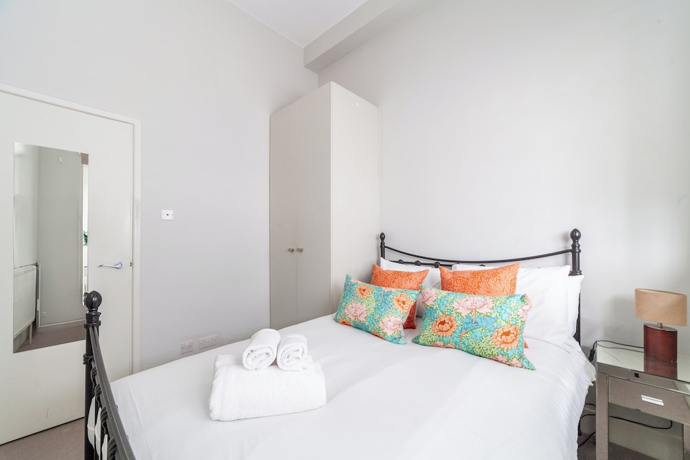 Prime Location - Stylish Apartment