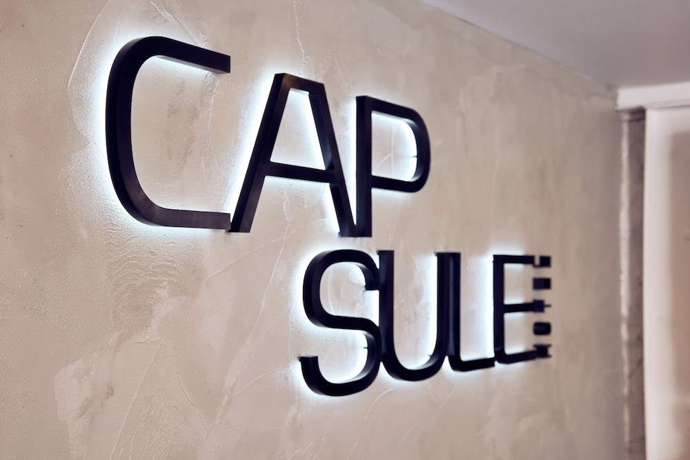 Capsule Hotel