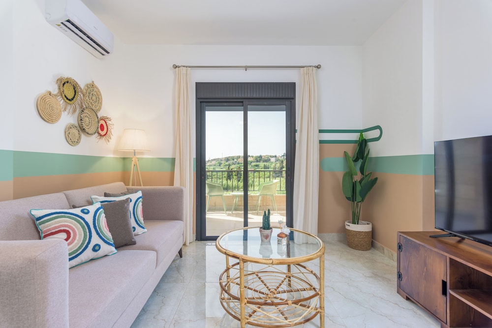Glow Studios & Apartments in Batroun
