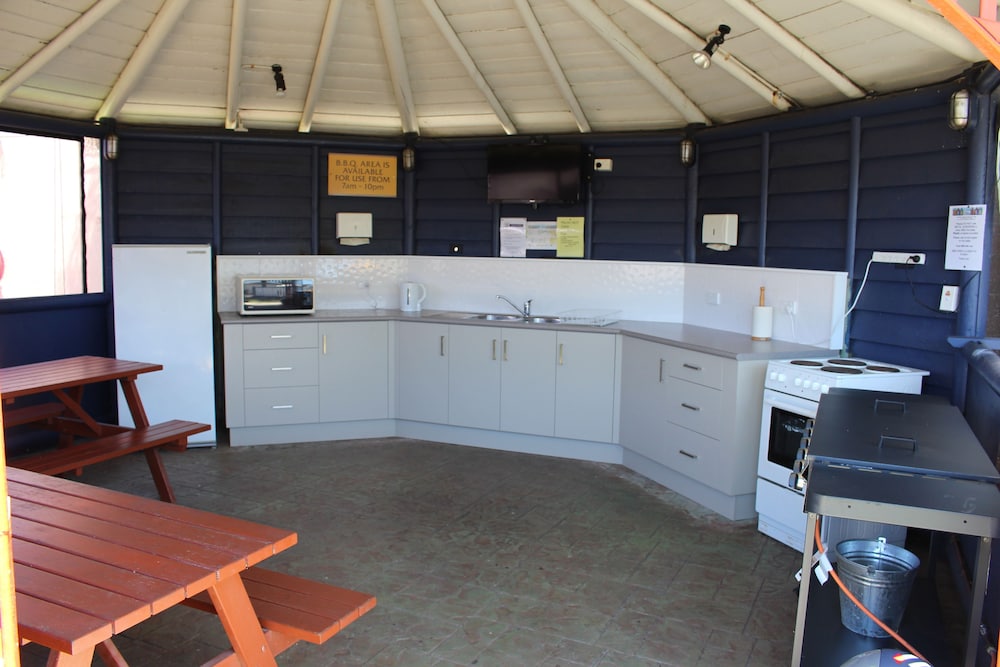 Golden Terrace Holiday Park