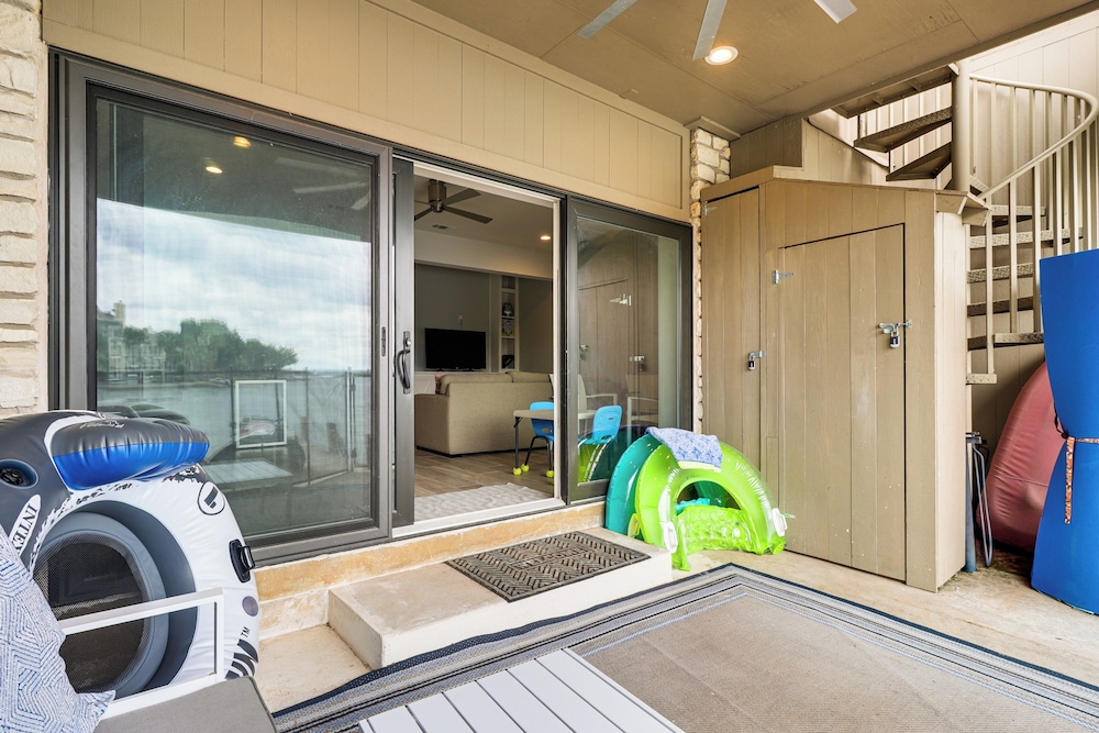 Private Boat Dock: Horseshoe Bay Lakefront Retreat