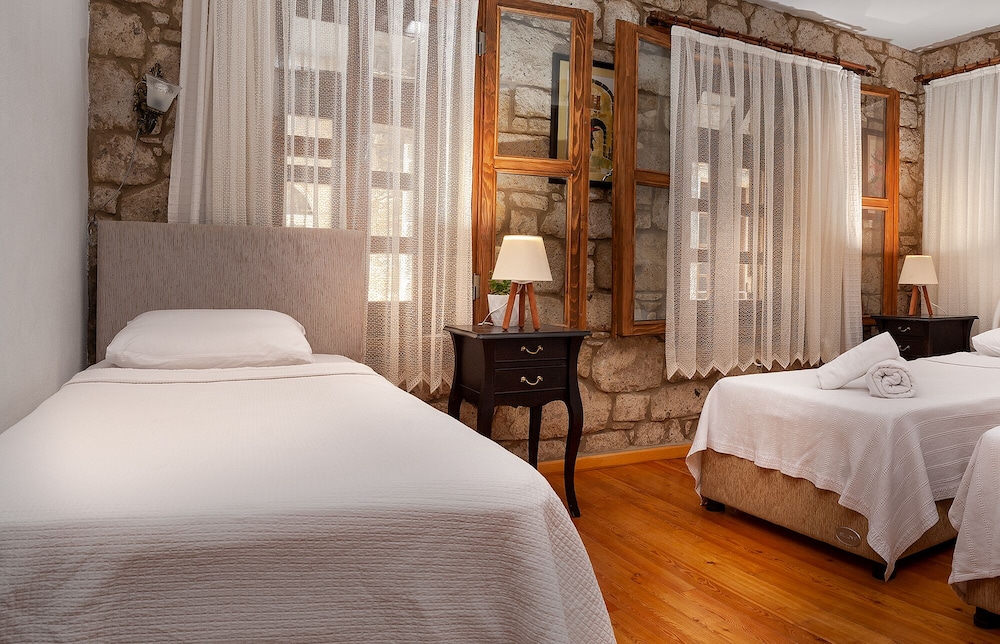 Flores Hotel Alaçatı - Image 50