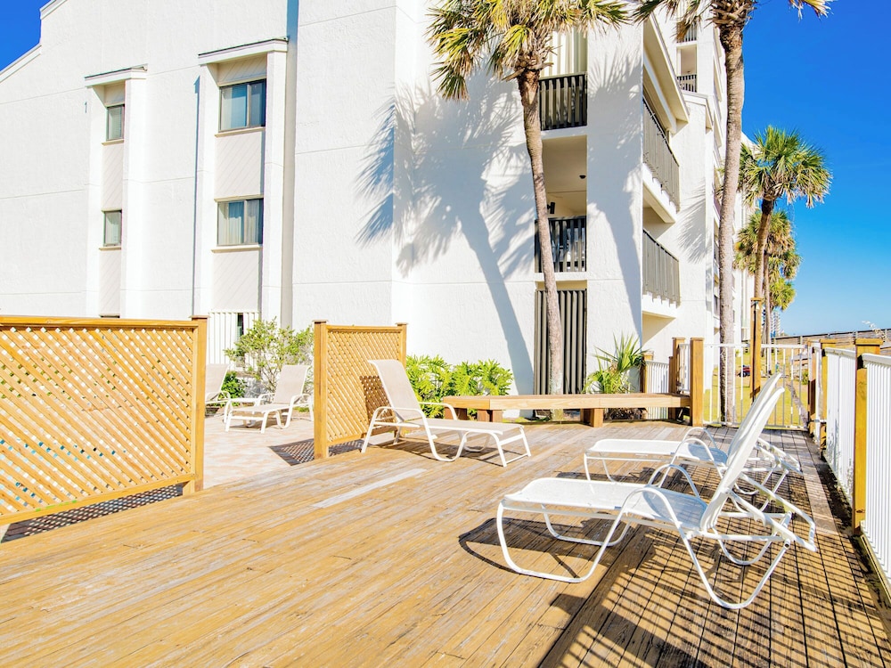 Shipwatch Surf & Yacht #301D by Southern Vacation Rentals