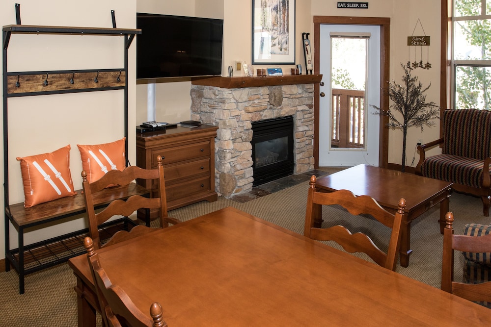 One Bedroom Condos at Powderhorn Lodge - Solitude UT