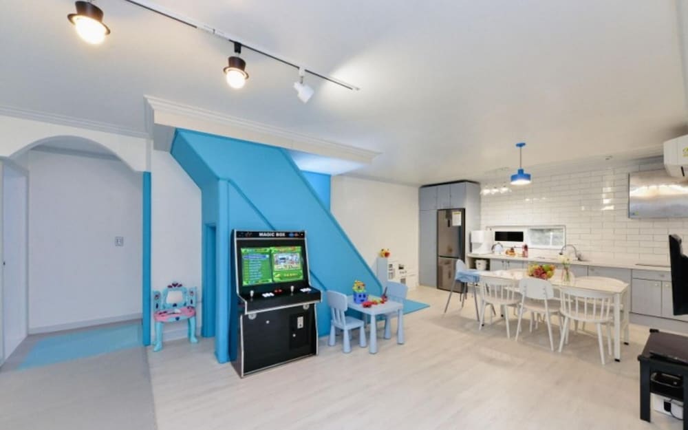 Gapyeong Shinbi Kids Pool Villa