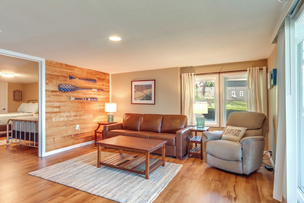Dock & Hot Tub: Lakefront Camdenton Haven! view 4