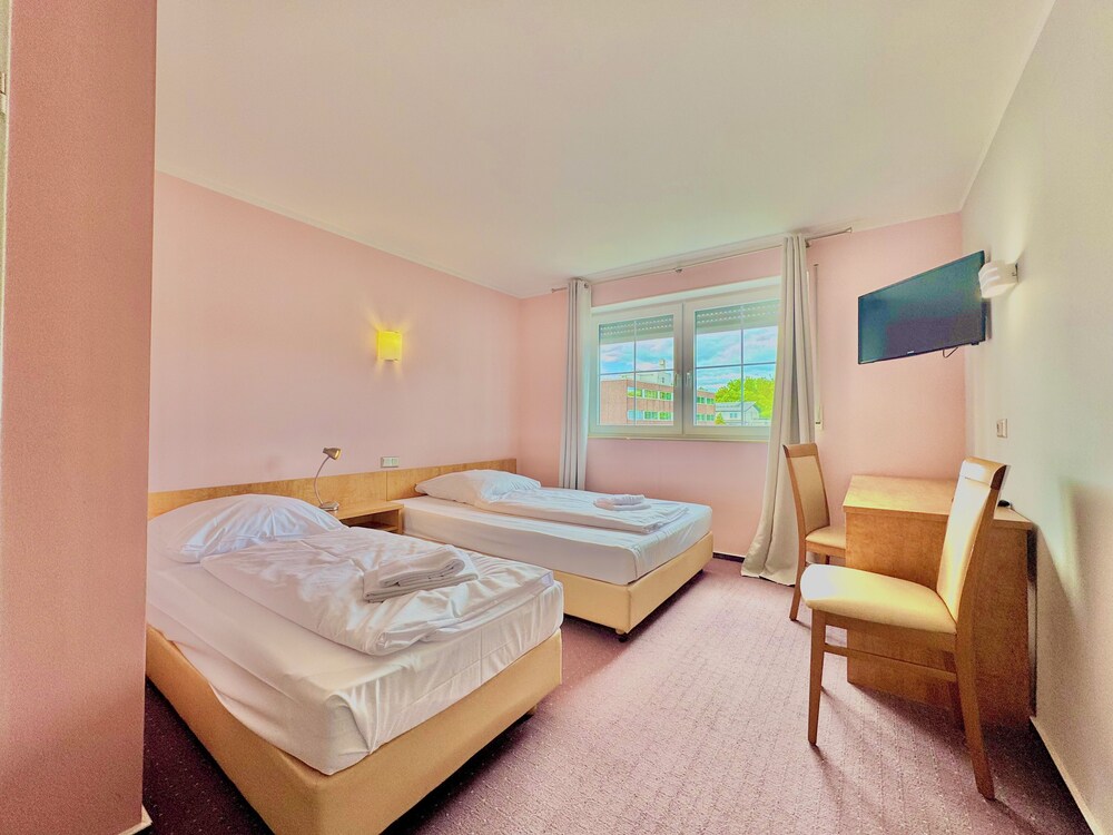 AR Boutique Hotel Heusenstamm